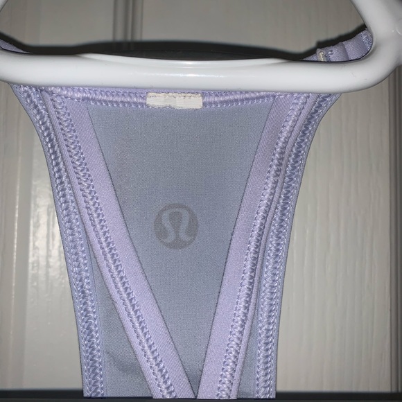 •Donated to Fire Evacuees• Super cute lululemon tank Sz 2 - Picture 12 of 13